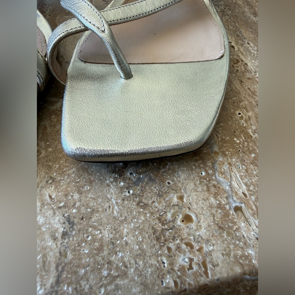 Veronica Beard Metallic Gold Strappy Slide Sandal size 6.5 - Picture 8 of 8
